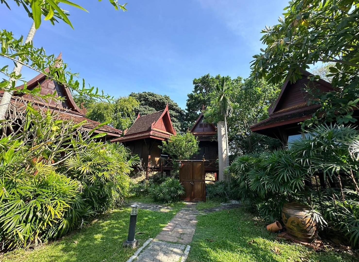 รีสอร์ท ชูการ์ ฮัท Pattaya