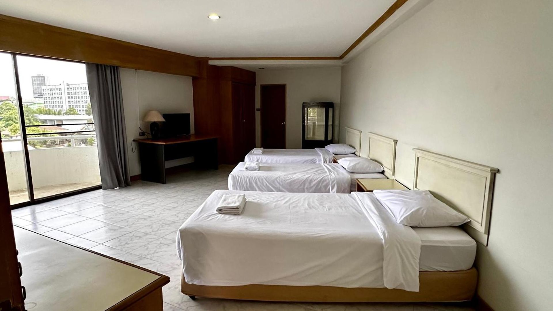 Garden Paradise Hotel