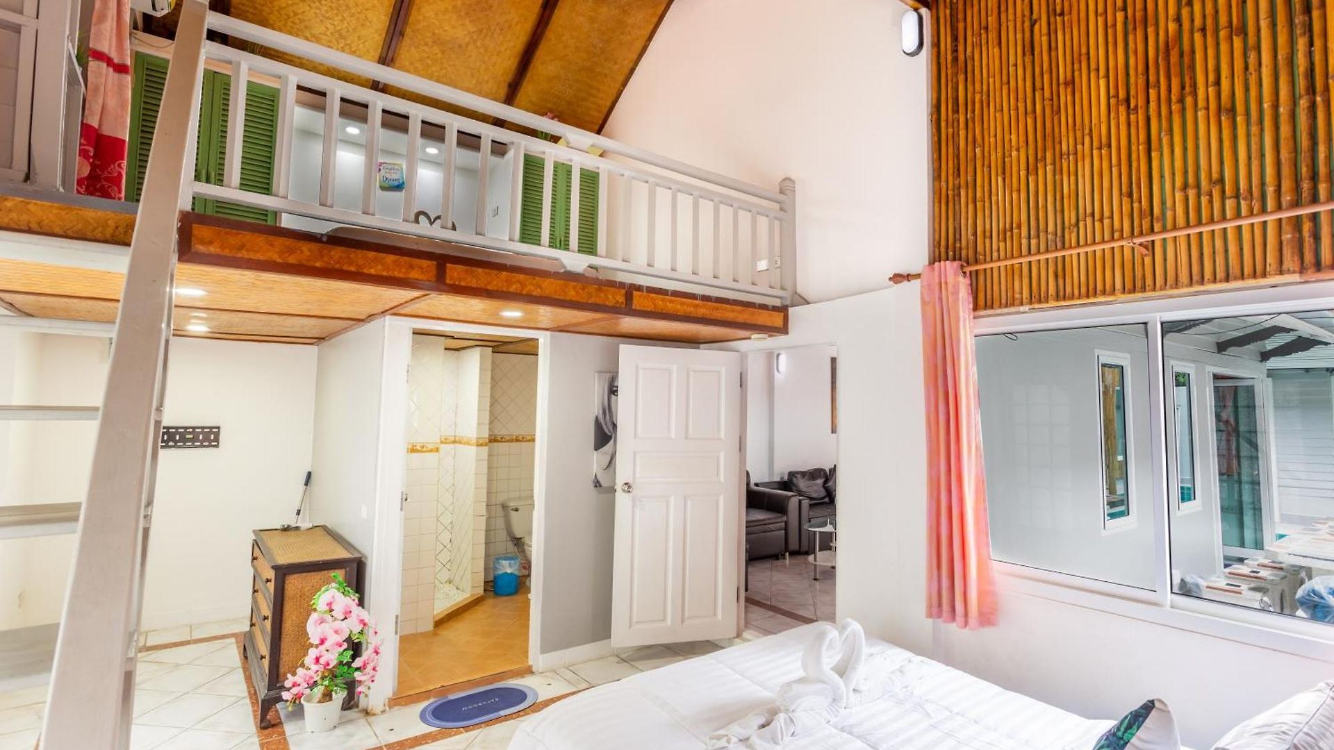 Romantic Pool - 6 Bedroom - Private Pool & Absolute Privacy - Perfect For Groups