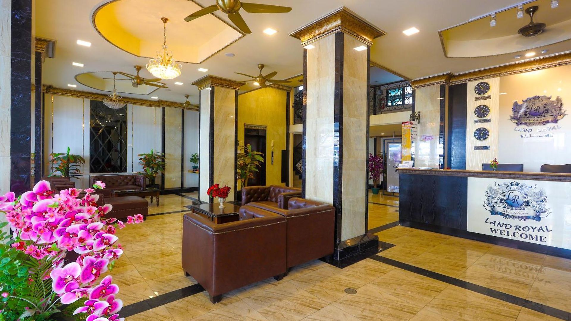 Land Royal โรงแรม 4*