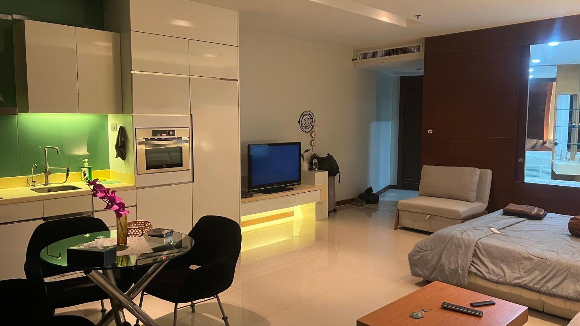 Ananya Beachfront Wongamat Paradise Pattaya