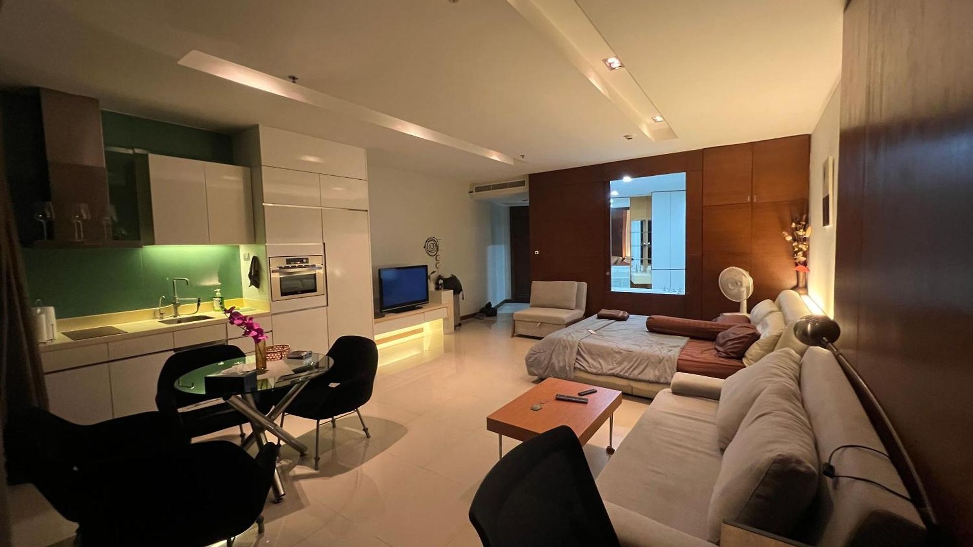 Ananya Beachfront Wongamat Paradise Pattaya