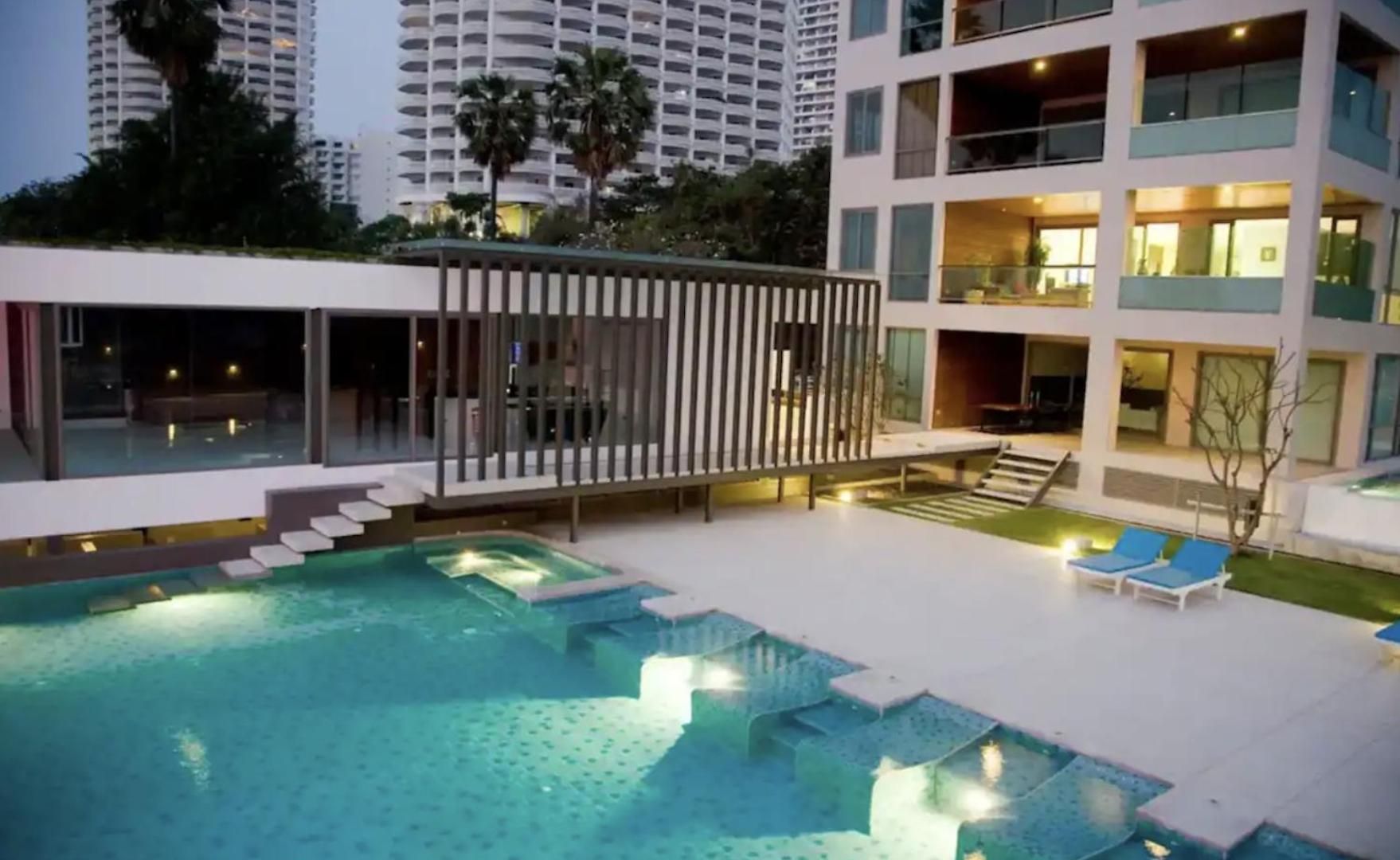 Ananya Beachfront Wongamat Paradise อพาร์ทเม้น Pattaya