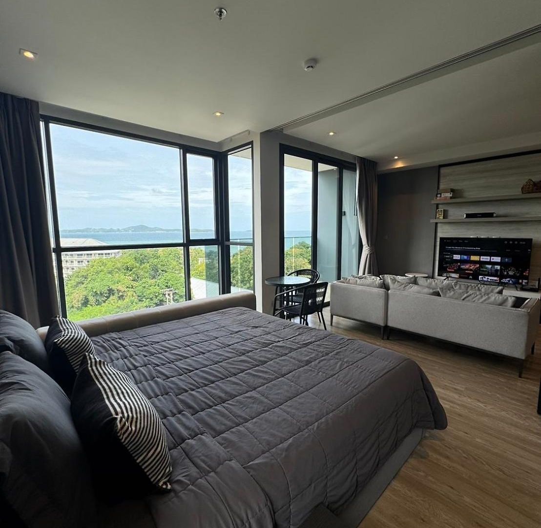Amazing Large With Sea View Near อพาร์ทเม้น