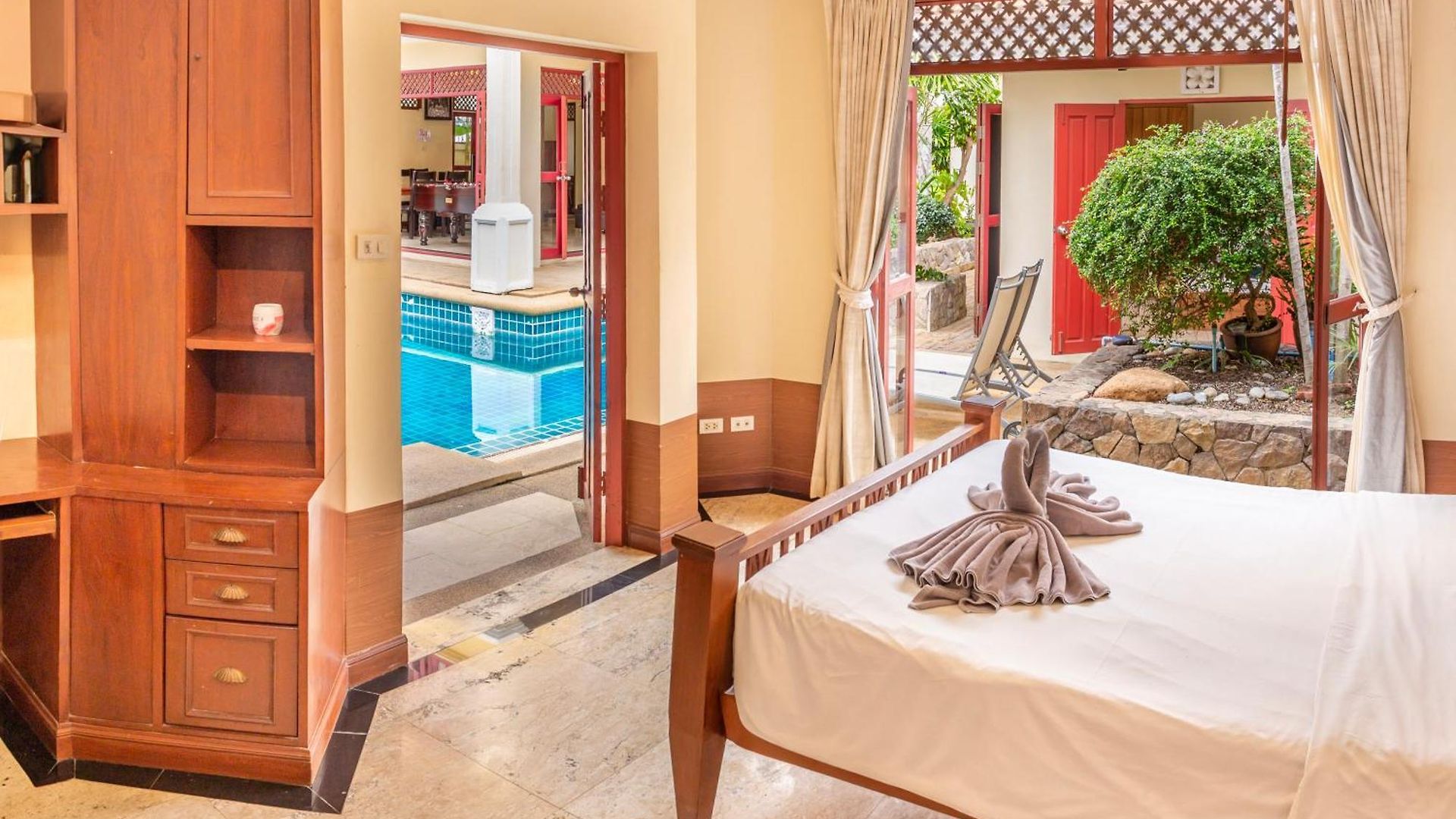 Bali Pool Villa, 5 Min To Walking Street & The Beaches วิลล่า