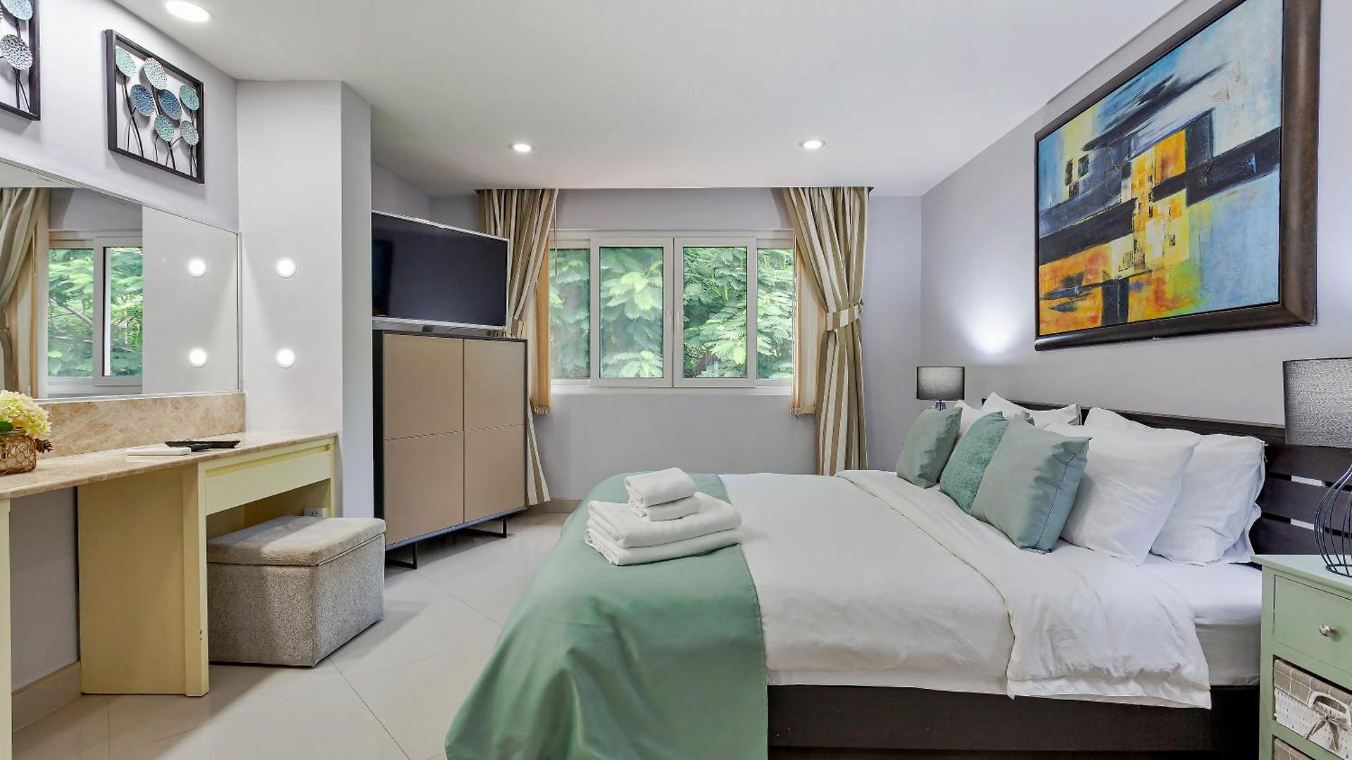 Grosvenor House - Olympic Pool - Apartment Pattaya