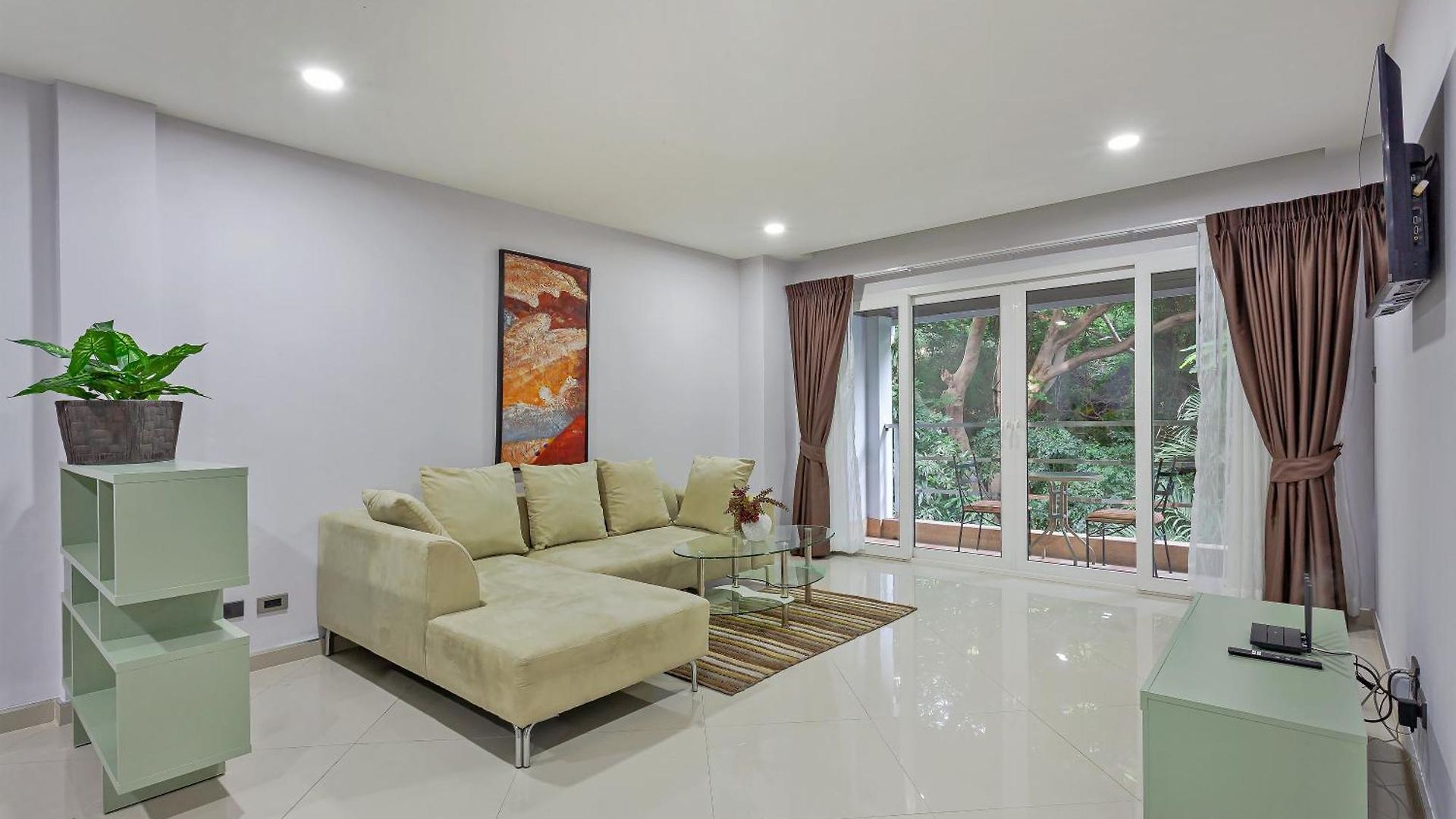 Grosvenor House - Olympic Pool - Pattaya