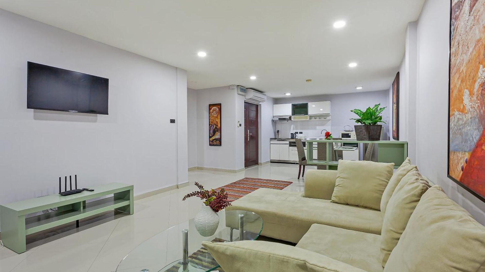 Grosvenor House - Olympic Pool - อพาร์ทเม้น Pattaya