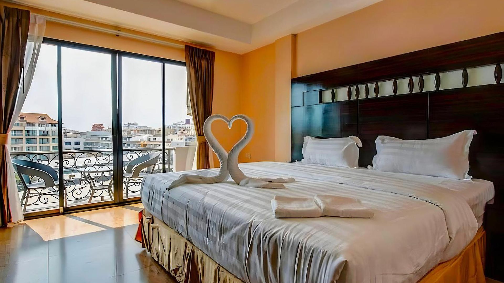Land Royal 4* Pattaya