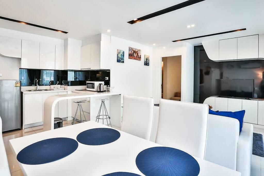 Center With 2 Bedroom *