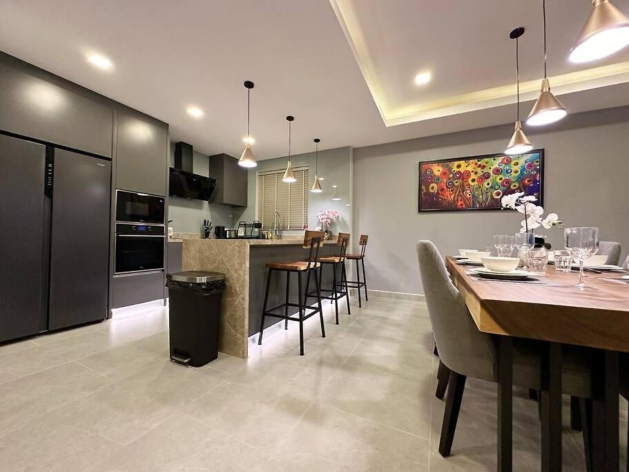 วิลล่า Super Luxury 3 Bedroom Private Pool With Jacuzzi, Near 711, 10 Minutes To Walking Street And - Mt6