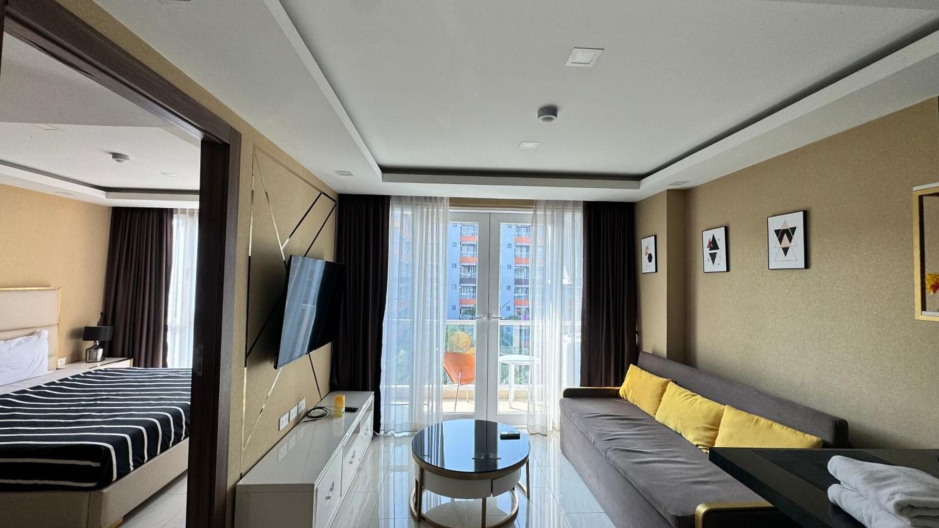 Grand Avenue Super Pattaya