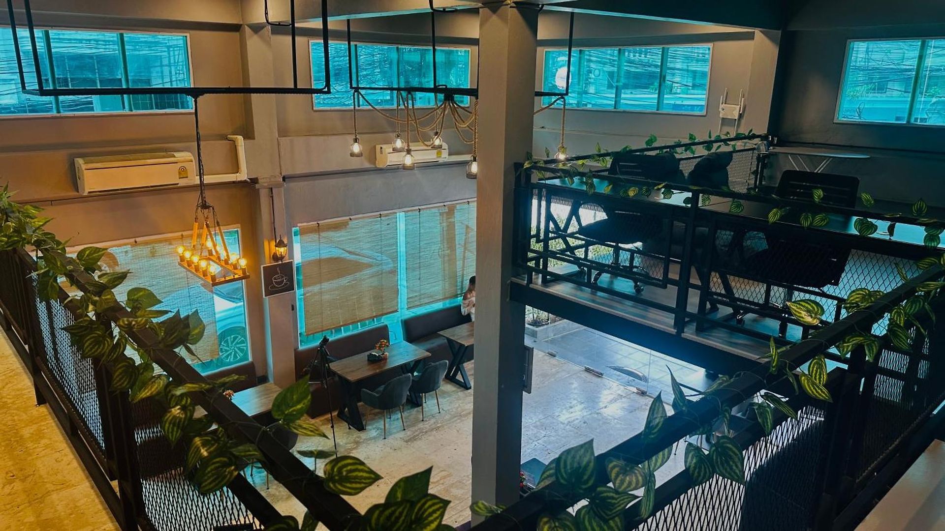 ที่พัก Friends Station Tukkom & Cafe *