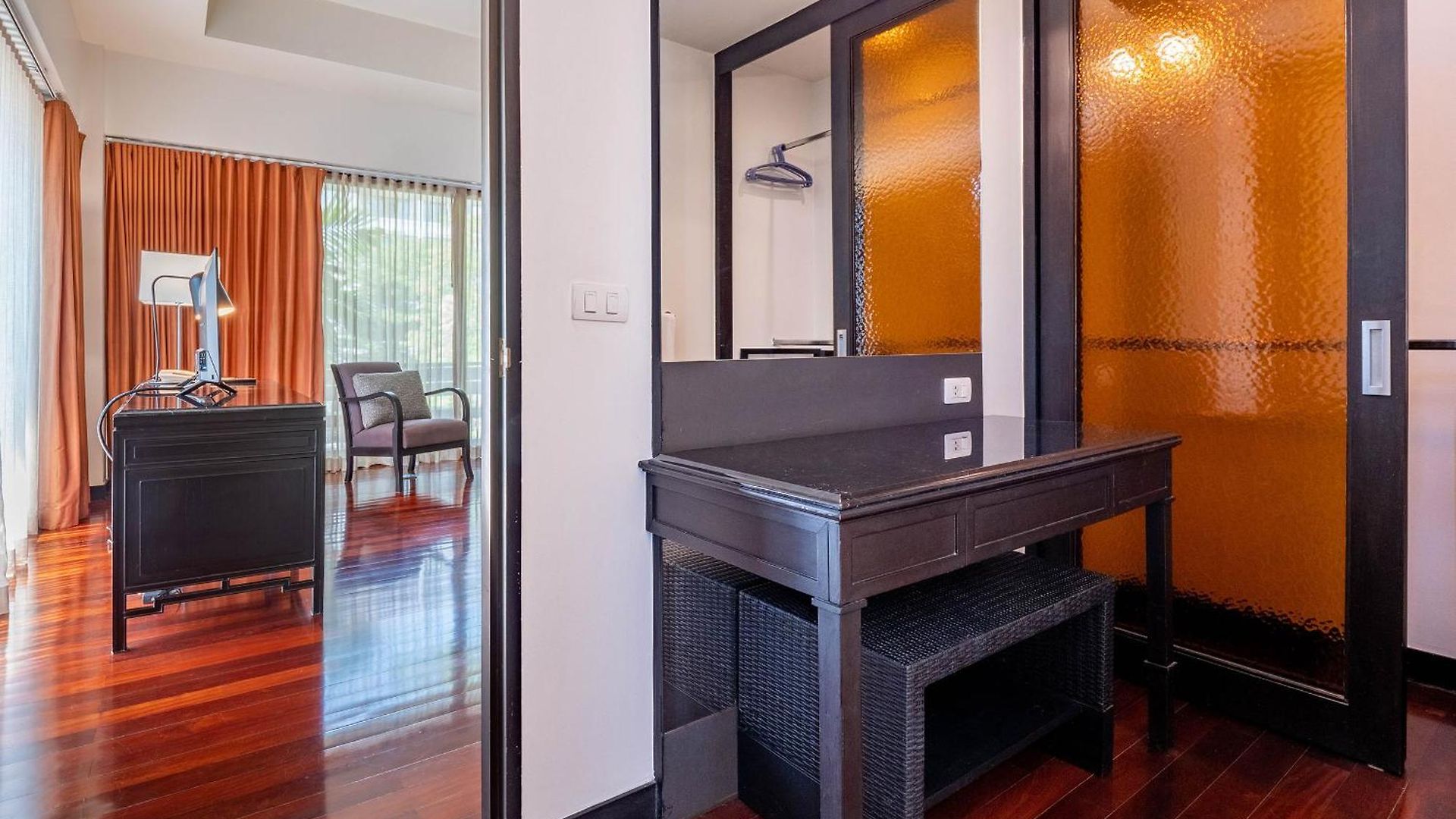 อพาร์ตโฮเทล Luxe 3*
