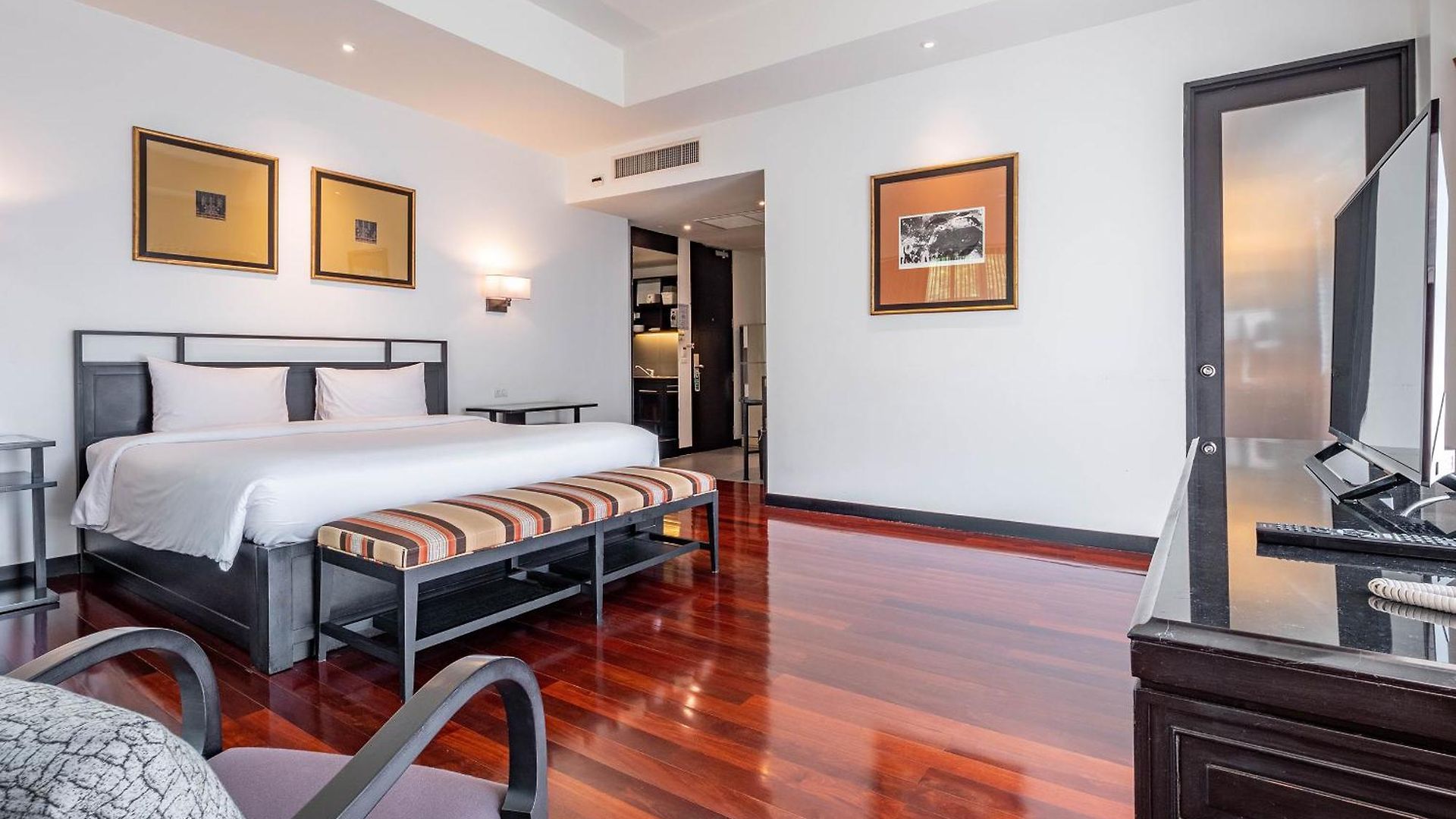 Luxe 3* Pattaya
