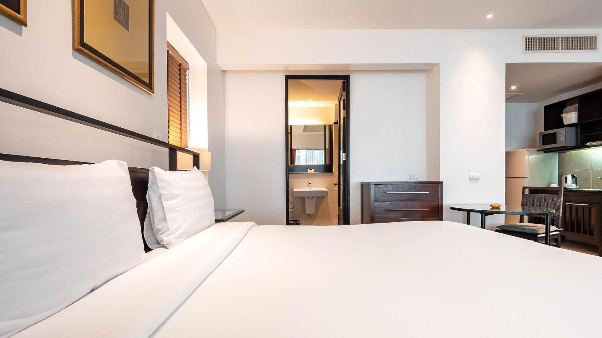 Luxe อพาร์ตโฮเทล