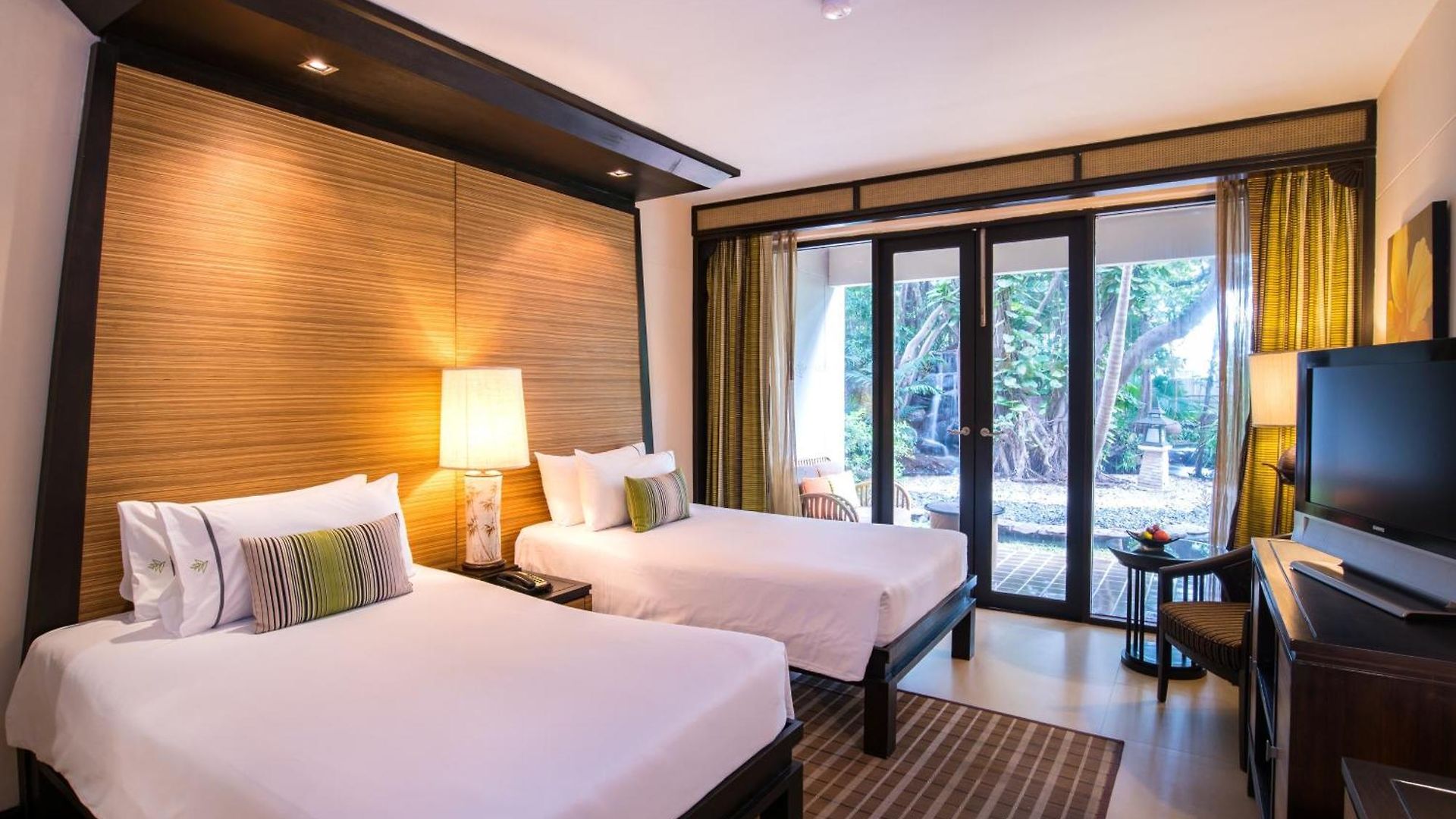 Siam Bayshore