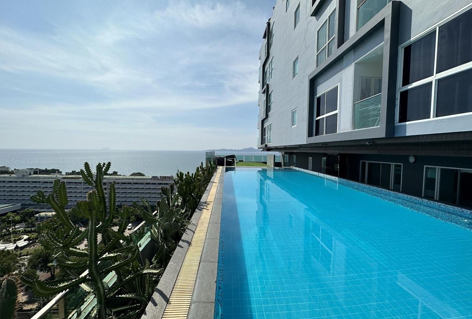 One Tower By Thaiminatorpattaya 11 อพาร์ทเม้น