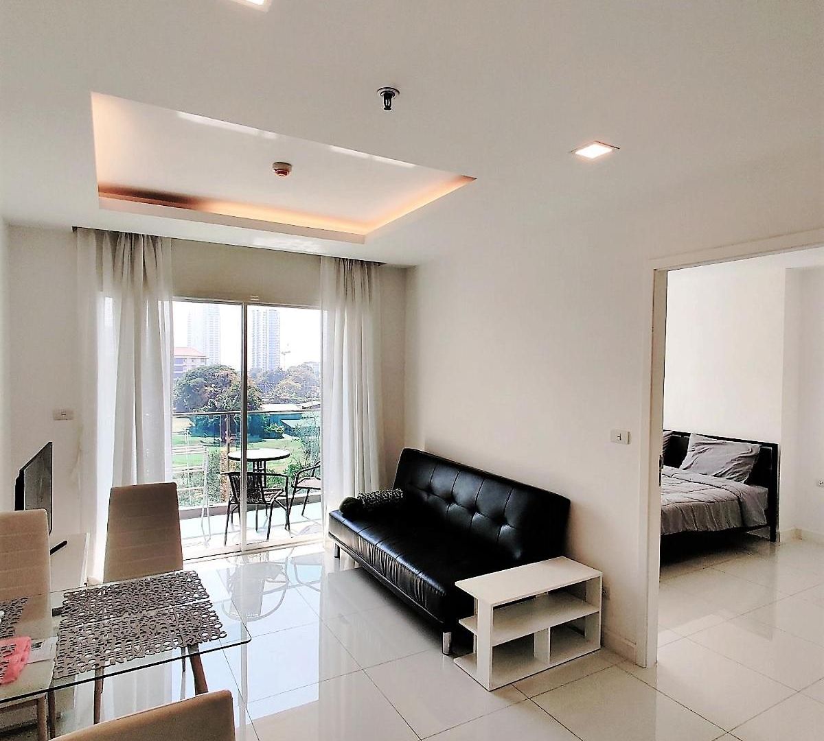 One Tower By Thaiminatorpattaya 11 อพาร์ทเม้น