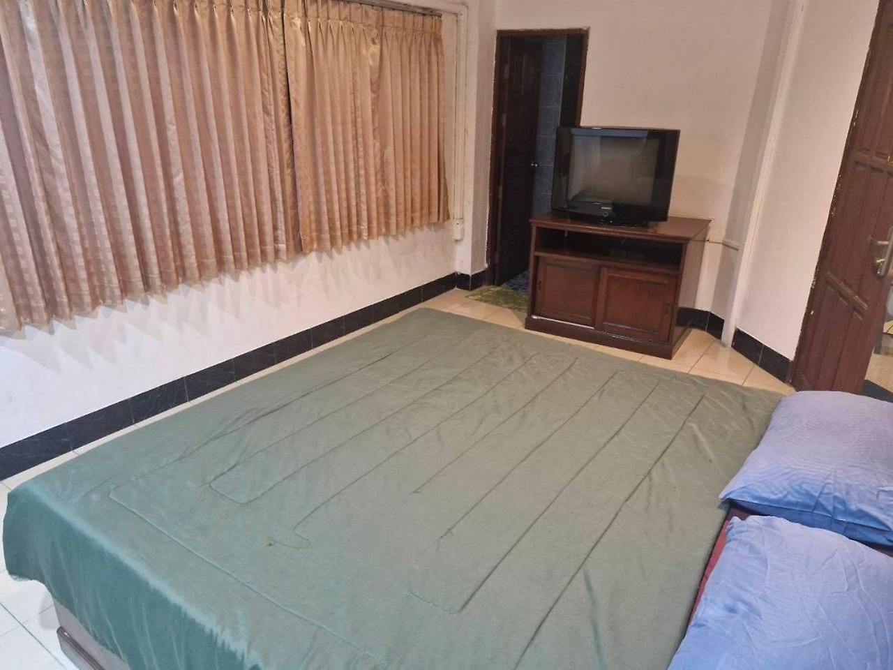 Green Hotel 3*