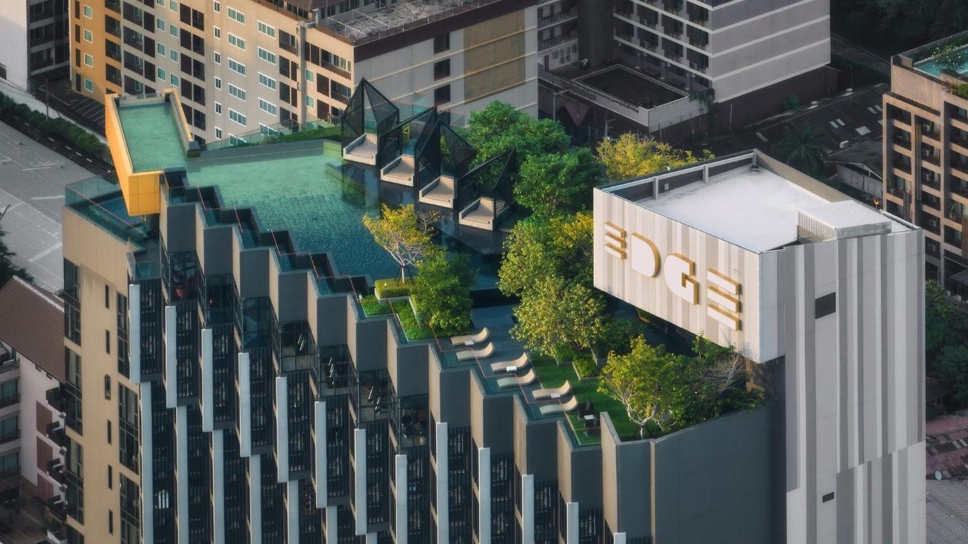 อพาร์ตโฮเทล Edge Sea View High Floor 23,26 Pattaya