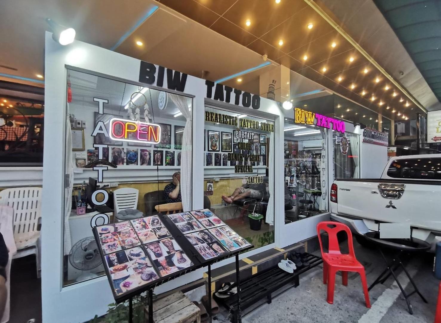 โรงแรม The One 2*