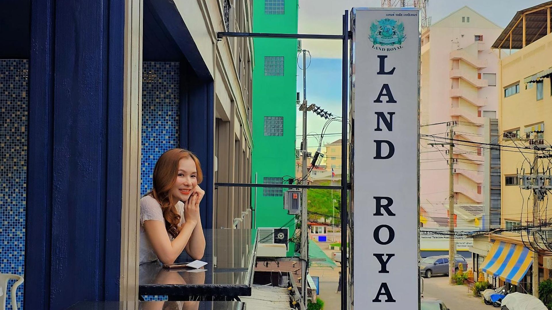 โรงแรม Land Royal