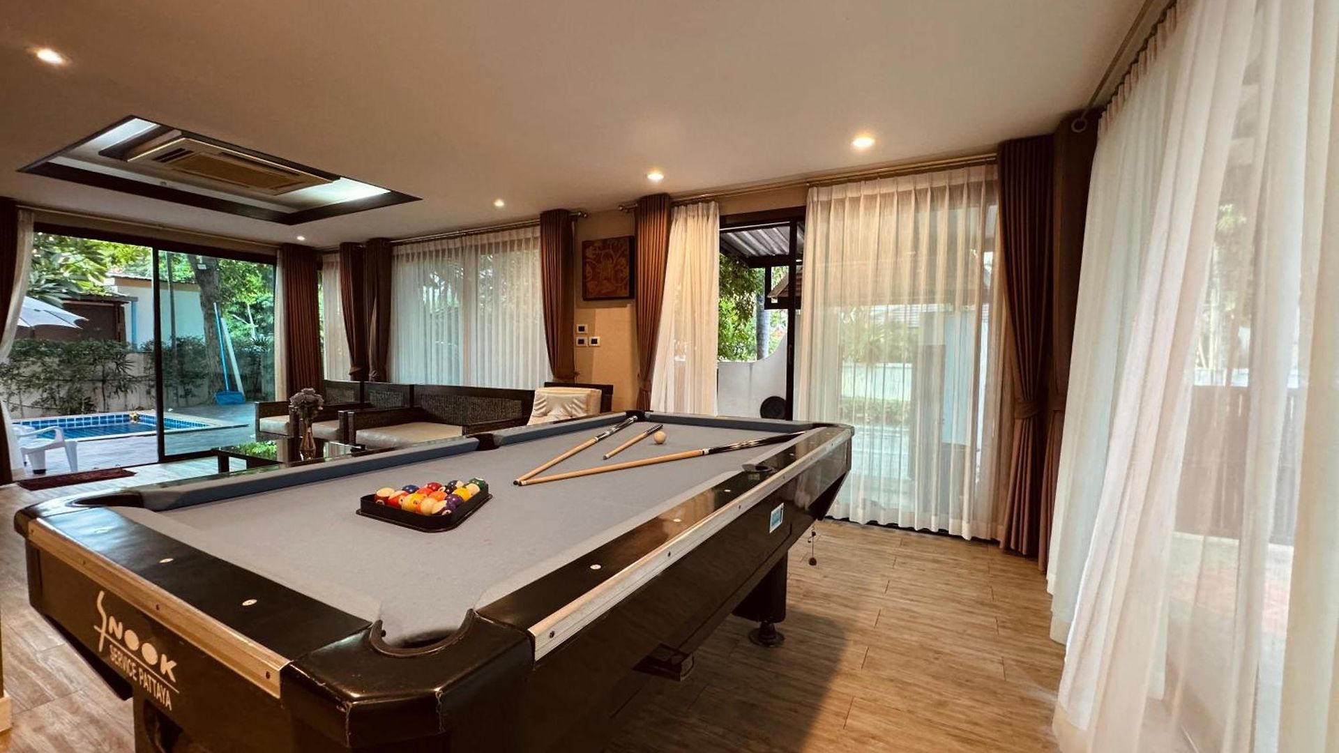 Hollywood Pool Center