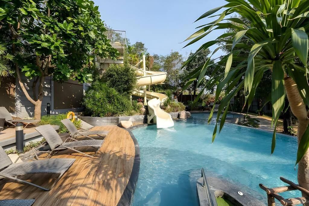 อพาร์ทเม้น Luxury 70sqm 2 Bedroom Next To Walking Street *