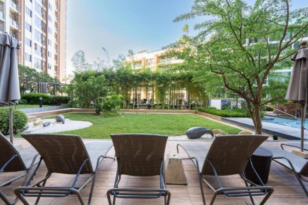 อพาร์ทเม้น Luxury 70sqm 2 Bedroom Next To Walking Street