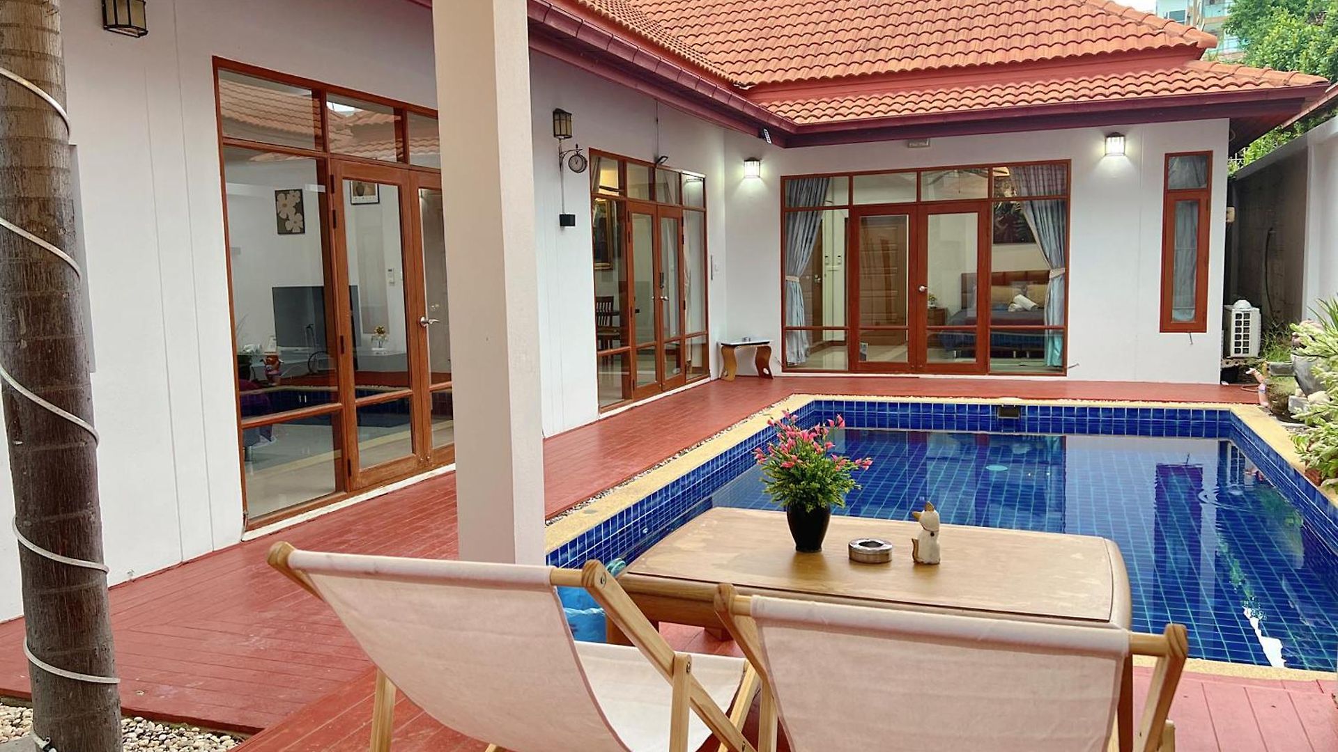 Gusvana Pool วิลล่า