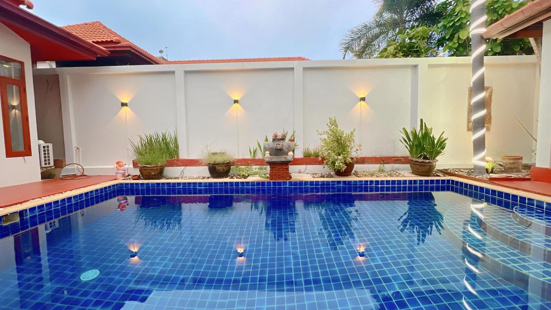 Gusvana Pool วิลล่า *