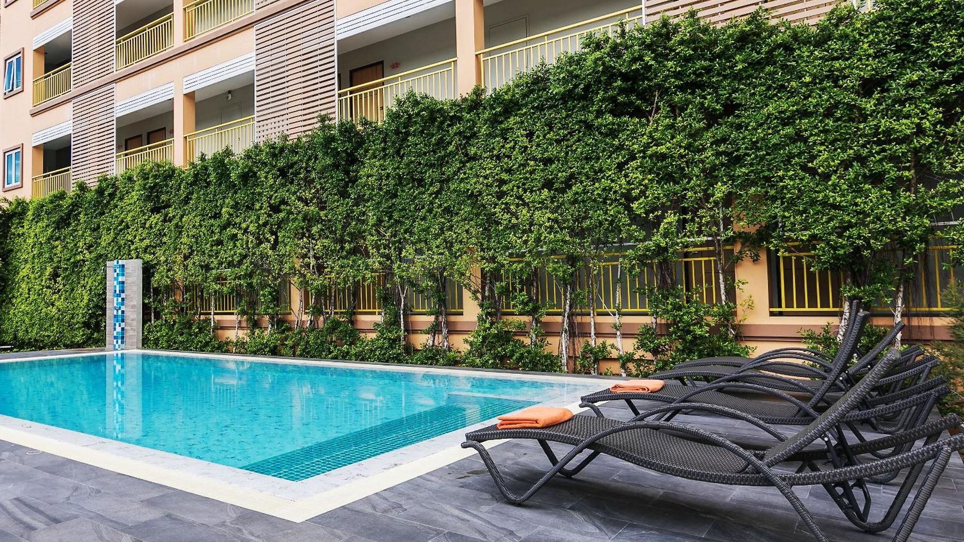 T Sleep Place โรงแรม 3*