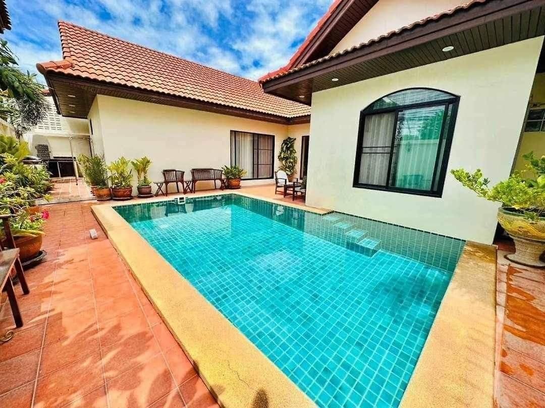 Luxury 3bed Pool Complex 5min To & Walking Street วิลล่า *