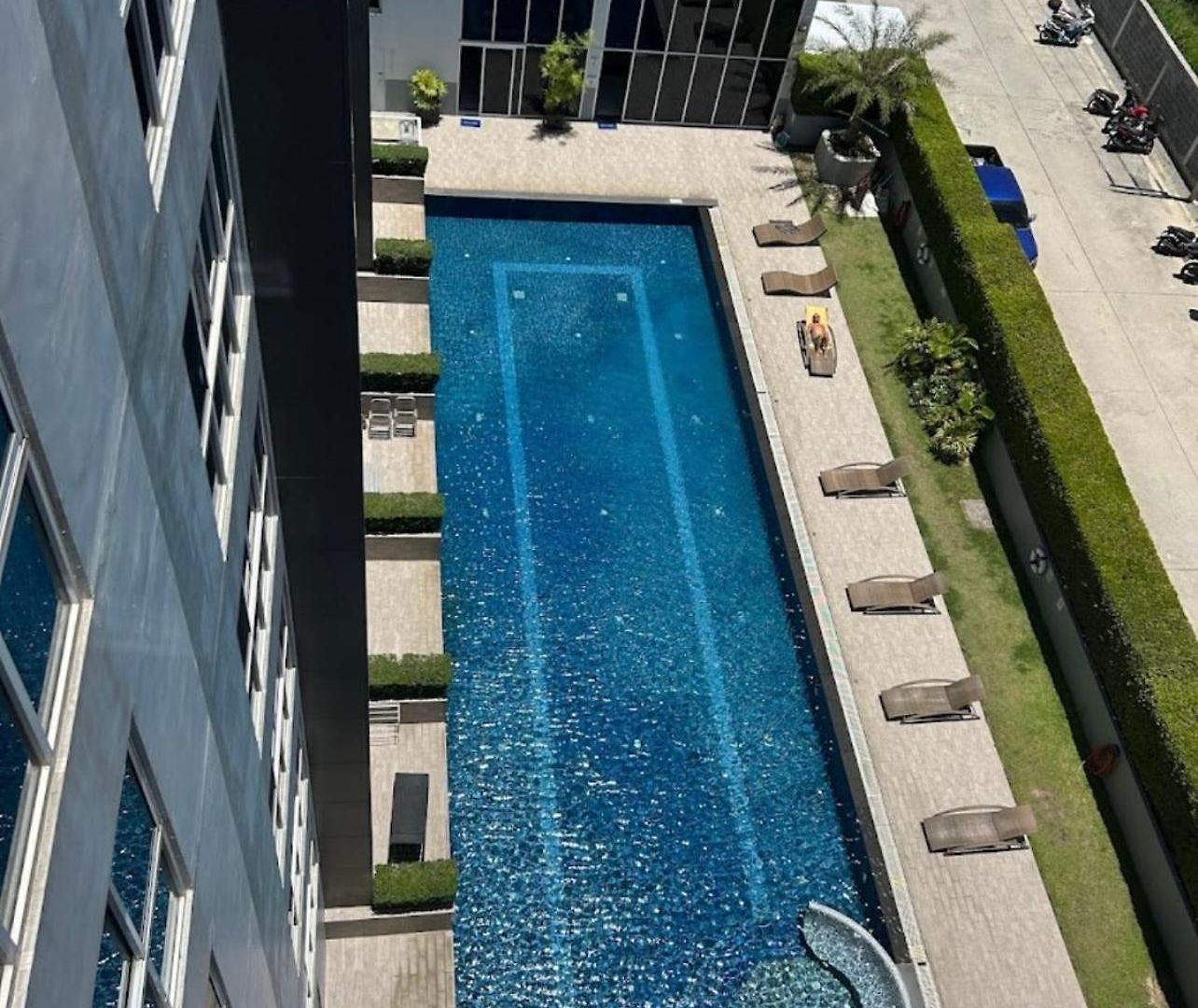 โรงแรม Novana South By Walee