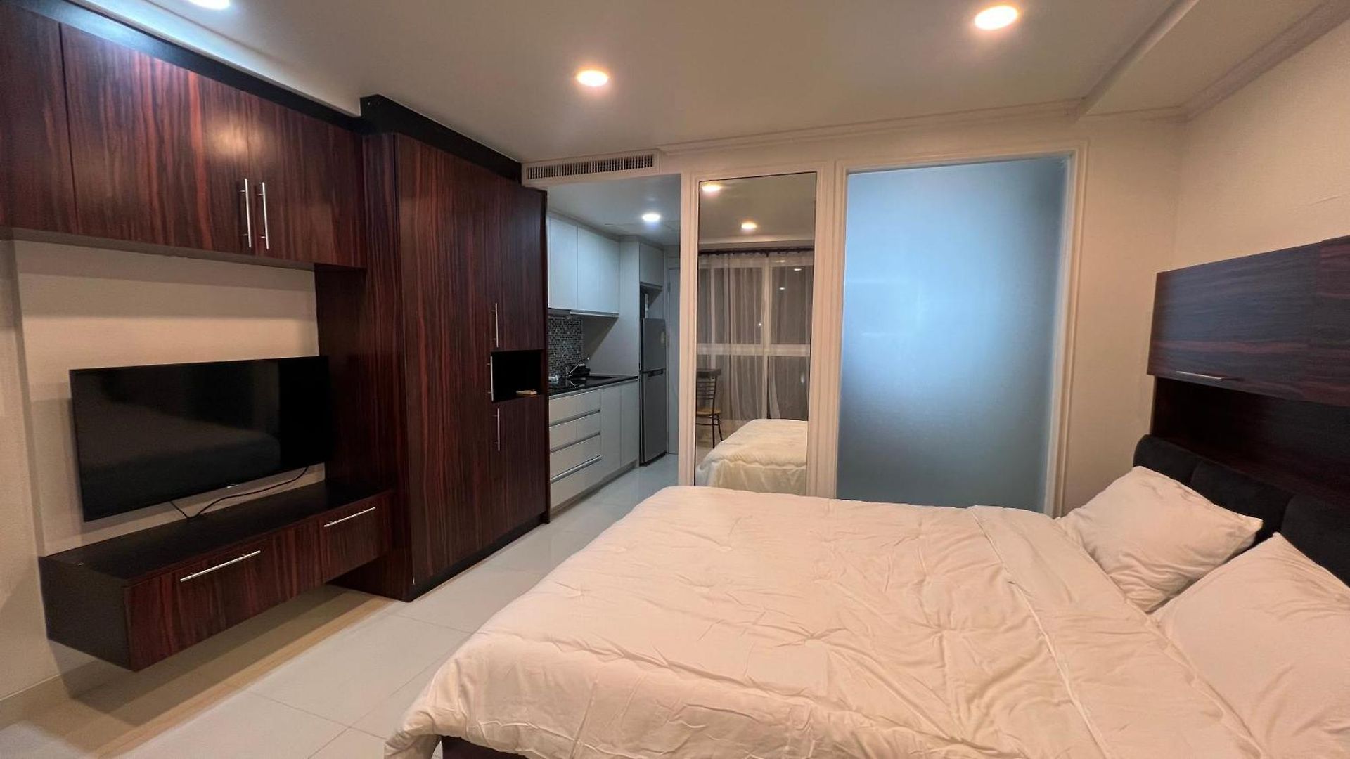 Novana South By Walee โรงแรม *