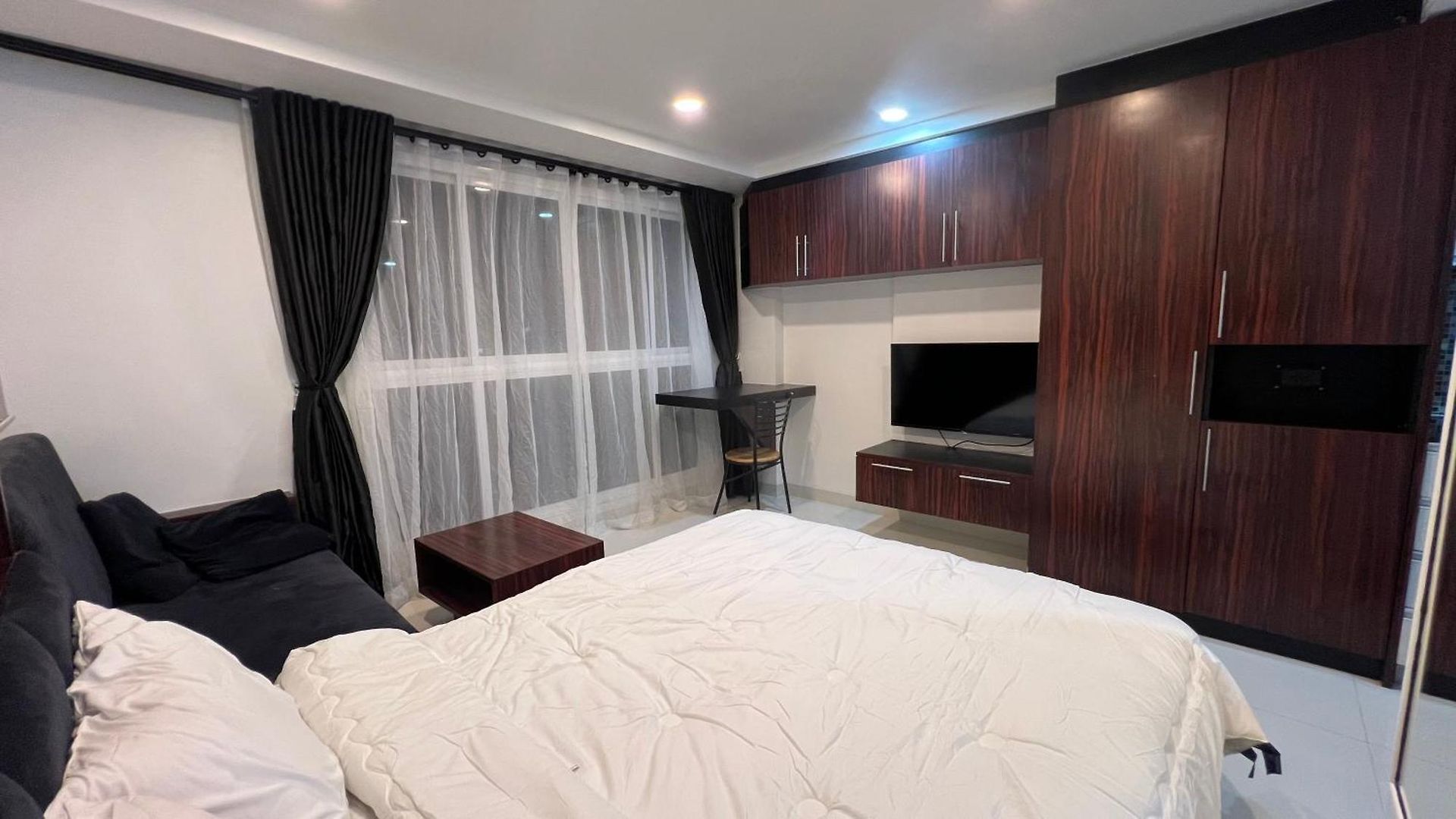 Novana South By Walee โรงแรม