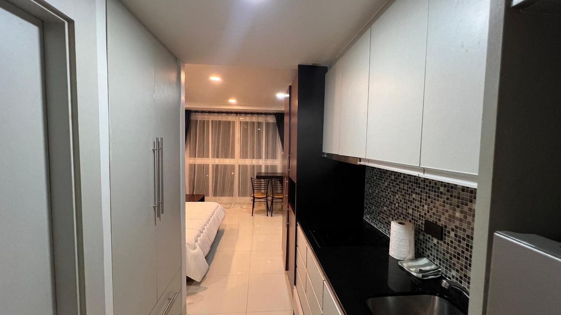 โรงแรม Novana South By Walee *