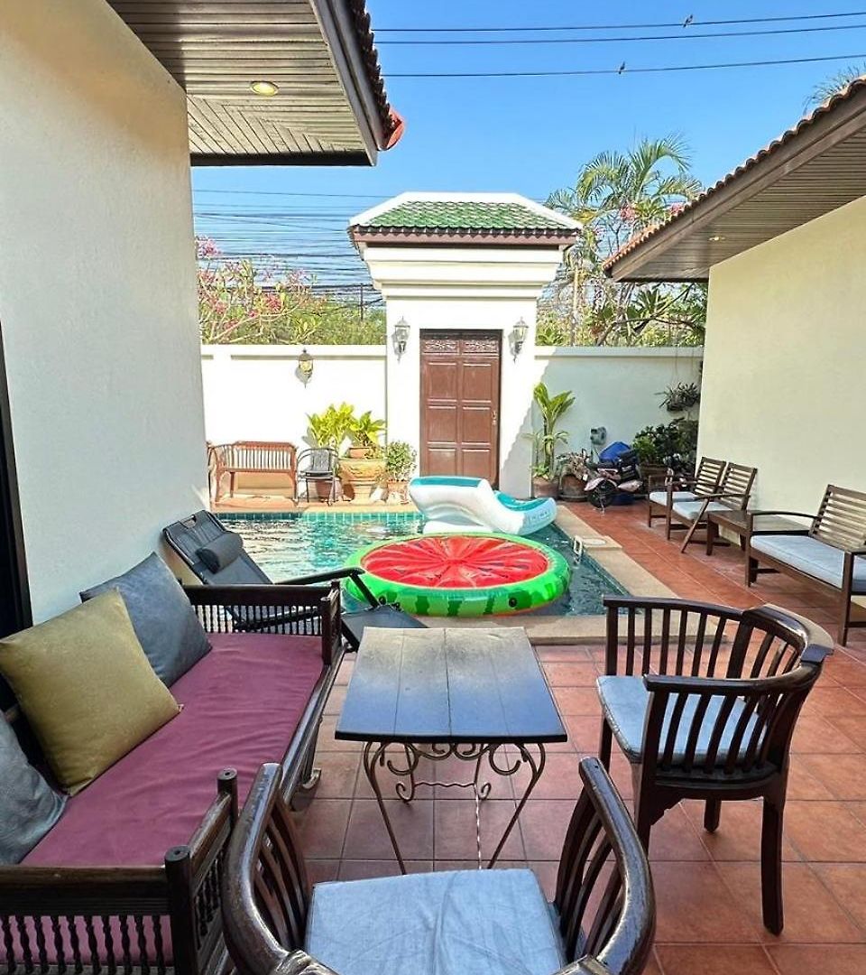 Bali Style Luxury Pool Near & Walking St! Pattaya
