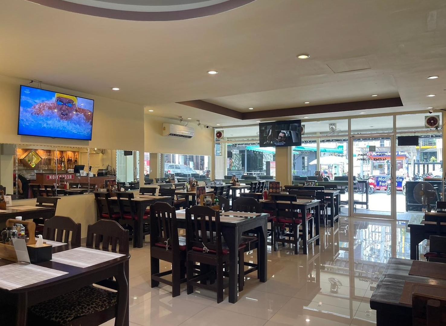 Malee And Restaurant Pattaya