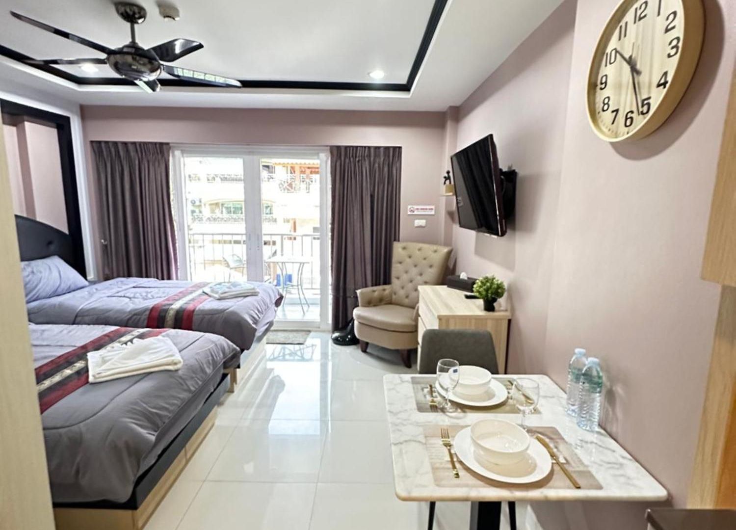 New Nordic Marcus Vip-5 - Spacious Near The Sea In The Area Of Phra Tam Nak Hill Apartment Pattaya