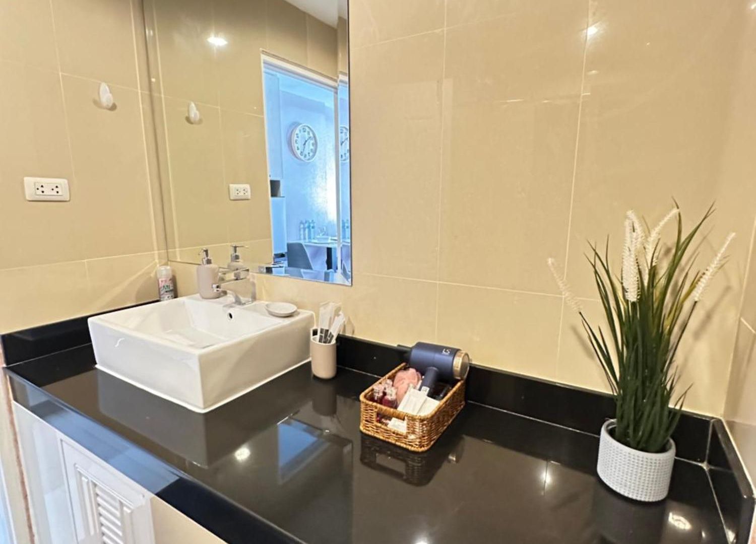 New Nordic Marcus Vip-5 - Spacious Near The Sea In The Area Of Phra Tam Nak Hill Apartment Pattaya