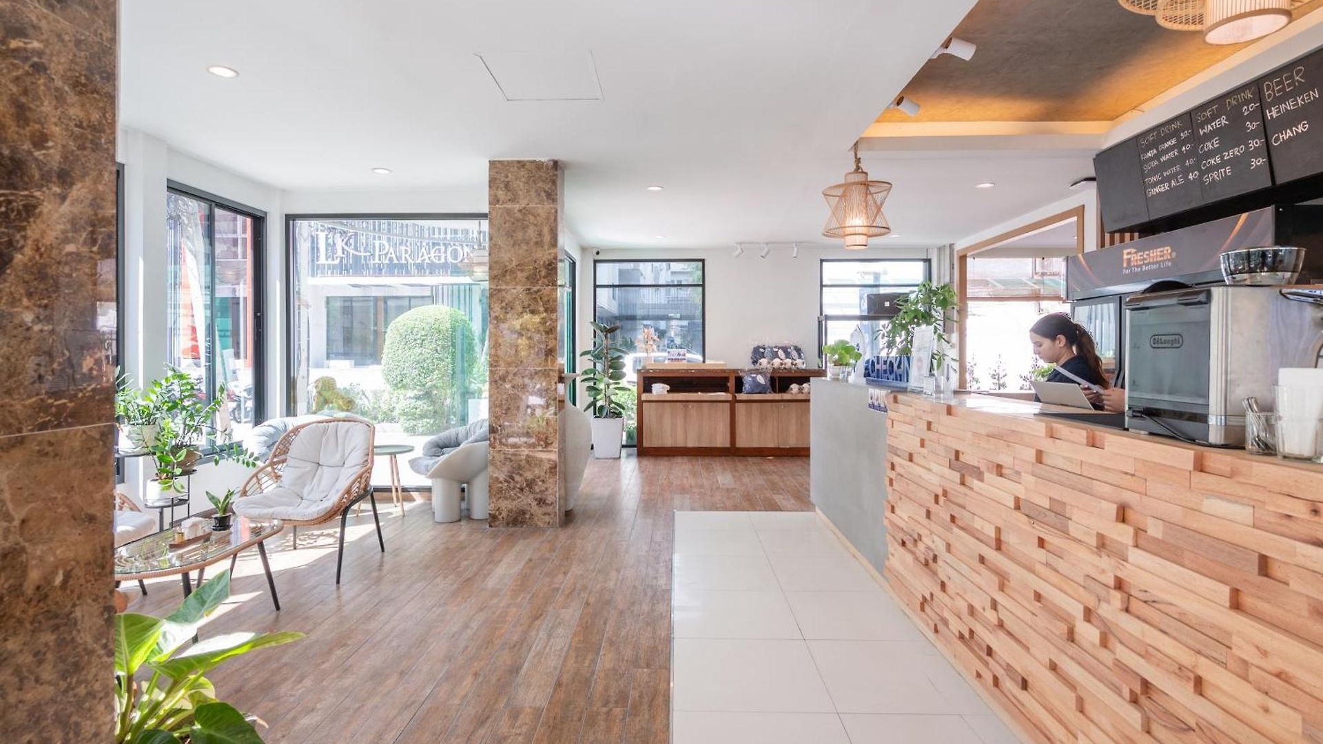 Kokotel North โรงแรม
