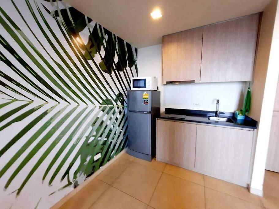 อพาร์ทเม้น Sea View High Floor 2 Bed *