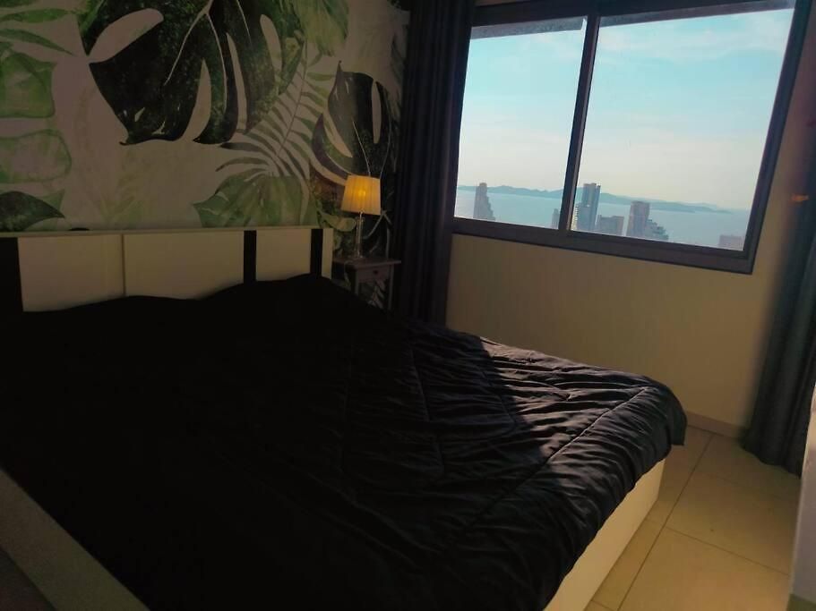 Sea View High Floor 2 Bed อพาร์ทเม้น Pattaya