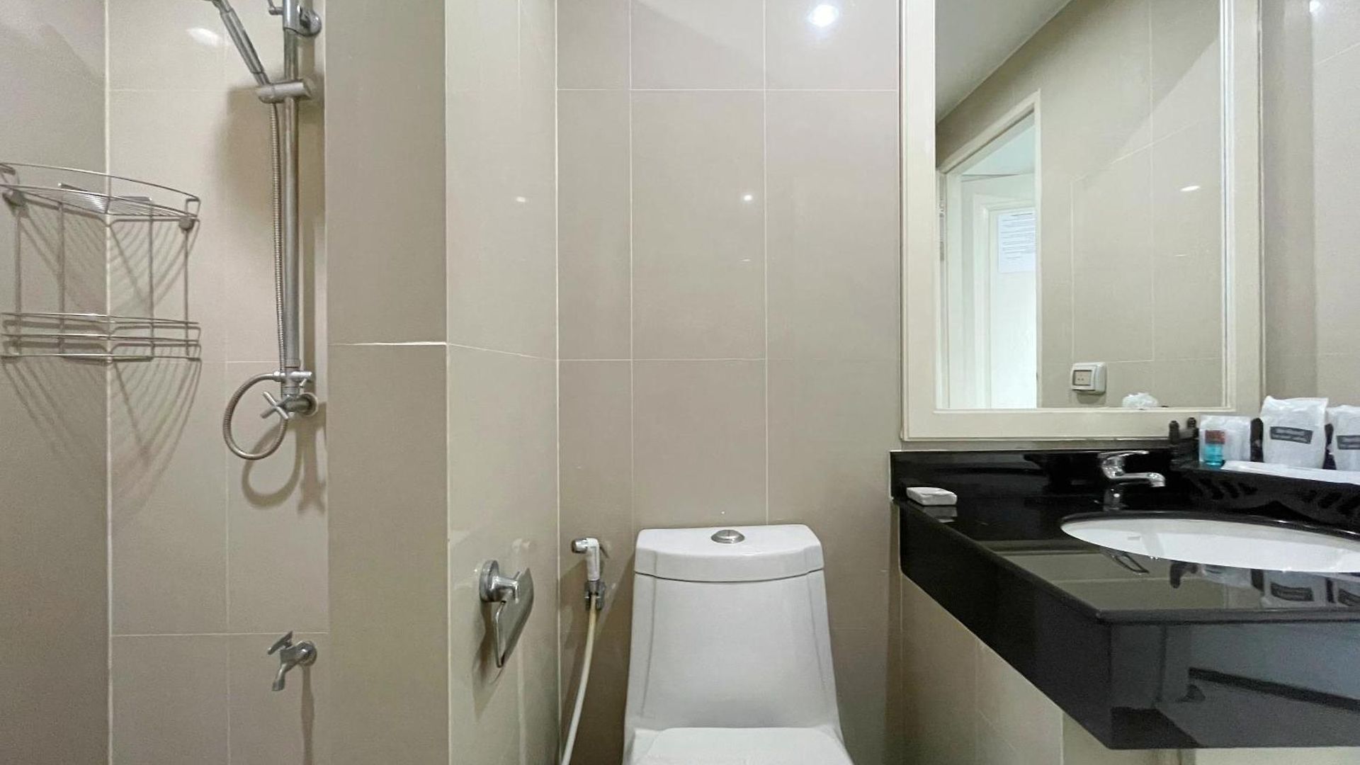 โรงแรม Baan By Sabai Near By God Pattaya