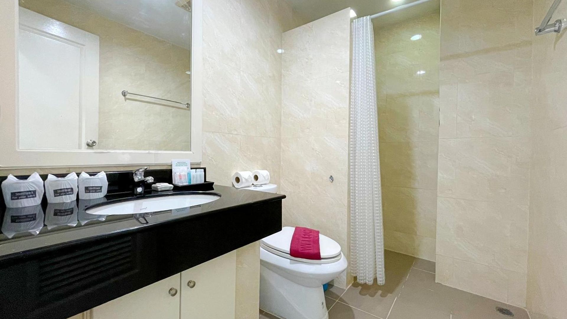 Baan By Sabai Near By God โรงแรม 3*