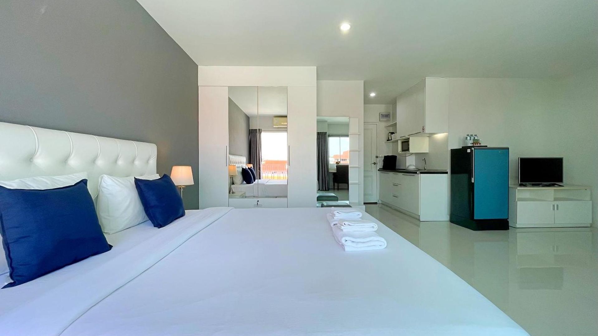 โรงแรม Baan By Sabai Near By God 3*