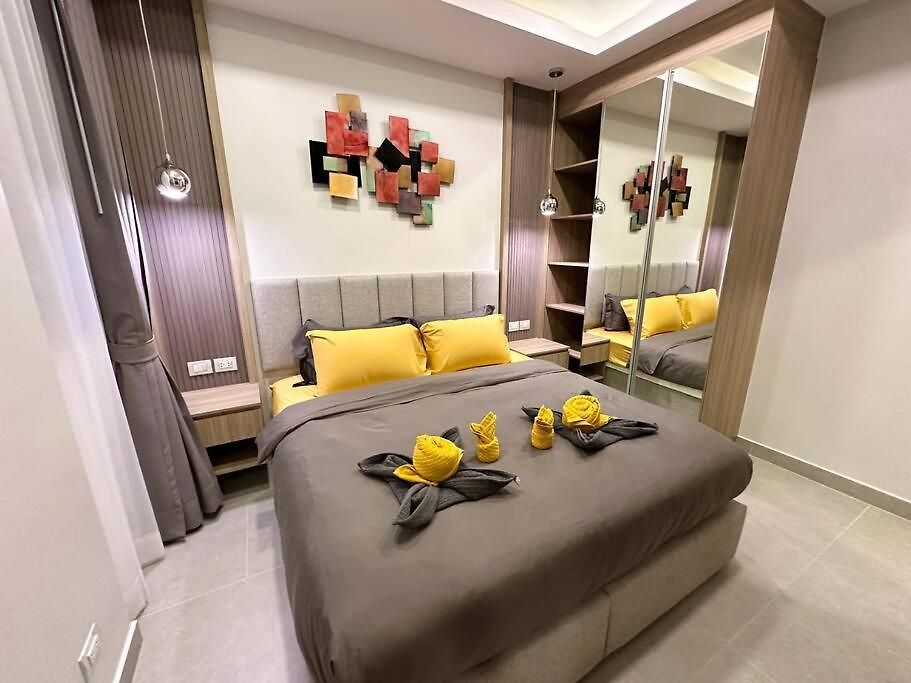 Super Luxury 3 Bedroom Private Pool With Jacuzzi, Near 711, 10 Minutes To Walking Street And - Mt 7 วิลล่า