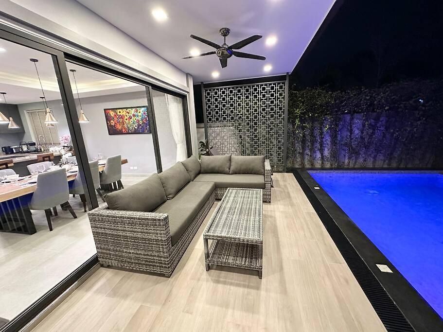 วิลล่า Super Luxury 3 Bedroom Private Pool With Jacuzzi, Near 711, 10 Minutes To Walking Street And - Mt 7 *